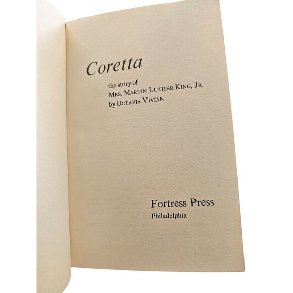 Coretta The Story Of Mrs. Martin Luther King Jr. By Octavia Vivian - Picture 2 of 6